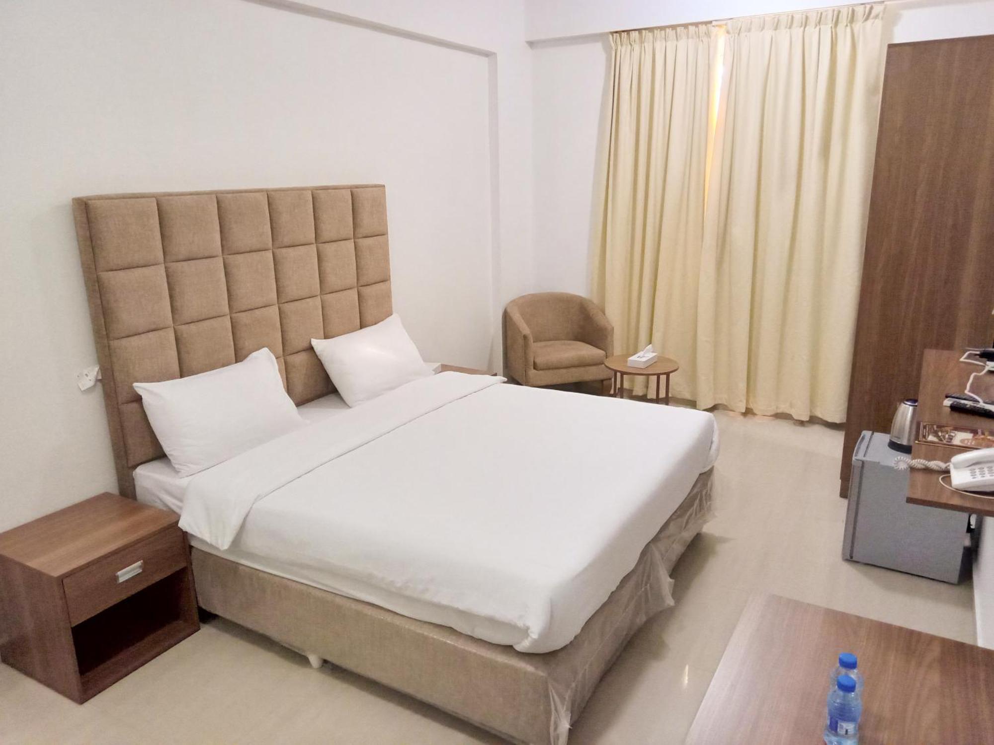 Taj Al Arab Hotel Buraimi Kültér fotó